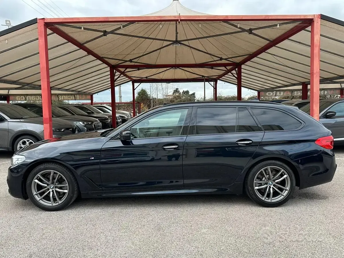 Usata BMW 520 M Sport 190 CV (139 kW) 2018 Blu Station wagon