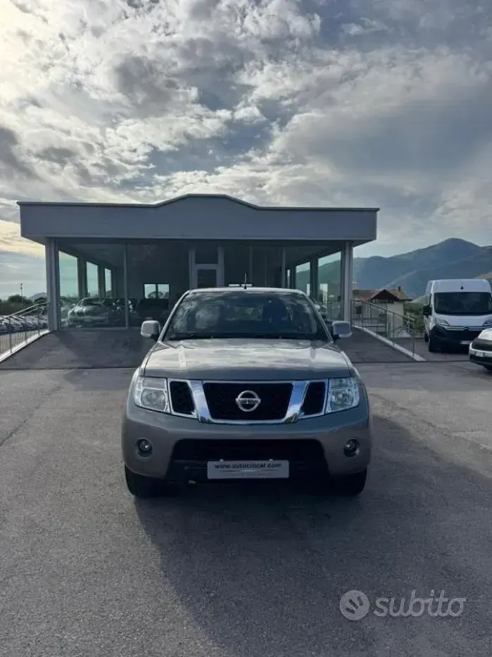 Gebraucht Nissan Navara 190 PS (139 kW) 2015 Pickup