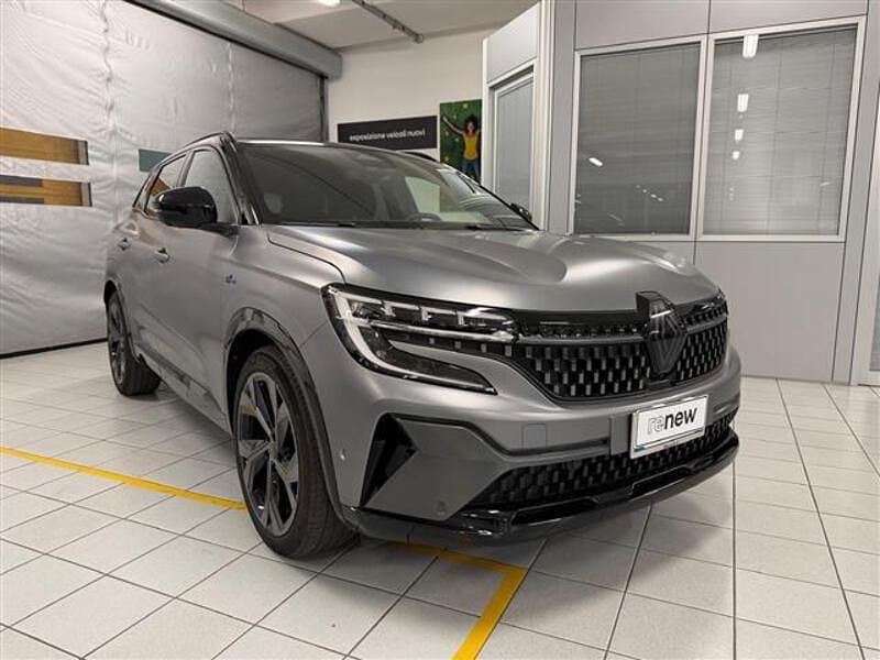 Usata Renault Austral Iconic Esprit Alpine 200 CV (147 kW) 2023 Grigio SUV