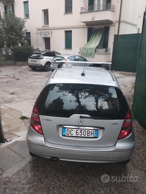 Usata Mercedes A180 109 CV (80 kW) 2005 Grigio Berlina