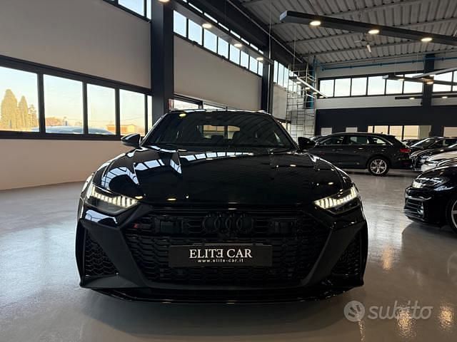 Usata Audi RS6 Ambiente 600 CV (441 kW) 2022 Nero Station wagon