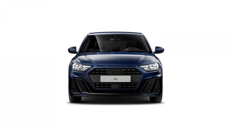 Nuova Audi A1 Sportback S-Line 116 CV (85 kW) 2025 Blu navarra metallizzato Utilitaria