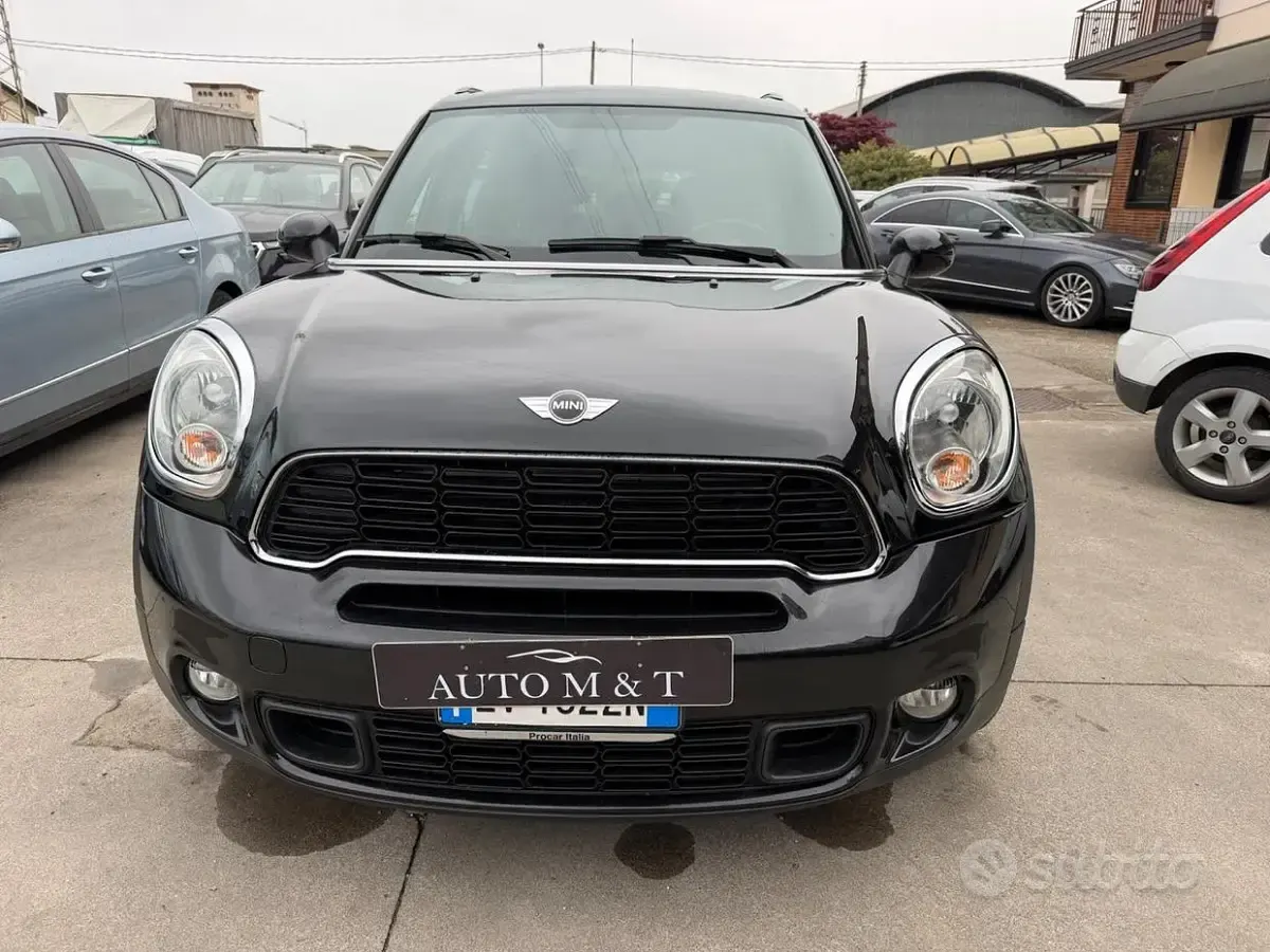 Usata Mini Cooper Countryman 143 CV (105 kW) 2014 Nero SUV