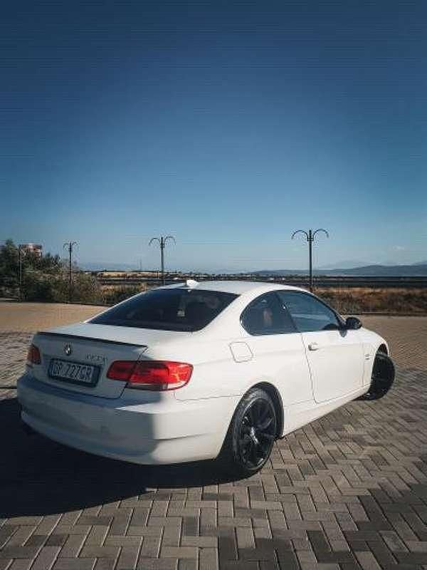 Usata BMW 330 245 CV (180 kW) 2008 Coupé