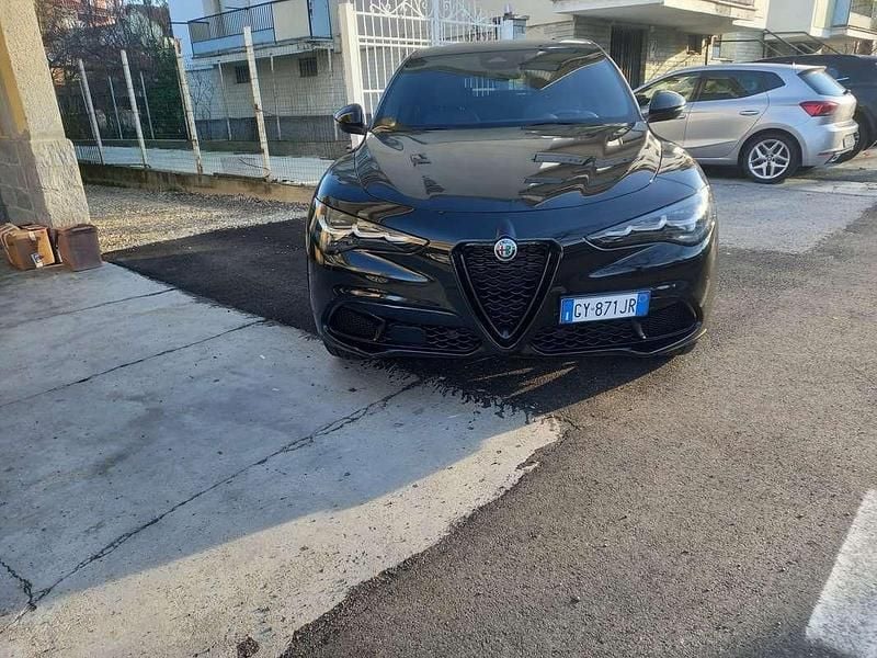 Usata Alfa Romeo Stelvio Veloce 209 CV (153 kW) 2025 SUV