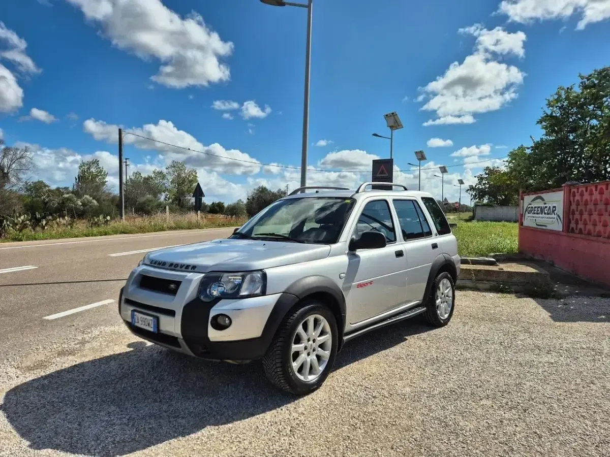 Usata Land Rover Freelander S 111 CV (81 kW) 2005 Argento SUV