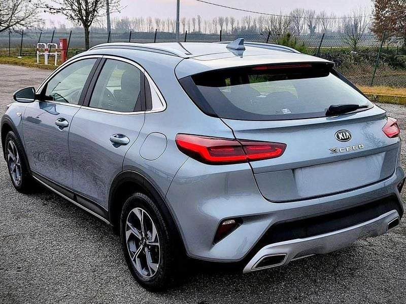 Usata Kia XCeed Urban 120 CV (88 kW) 2019 Argento SUV
