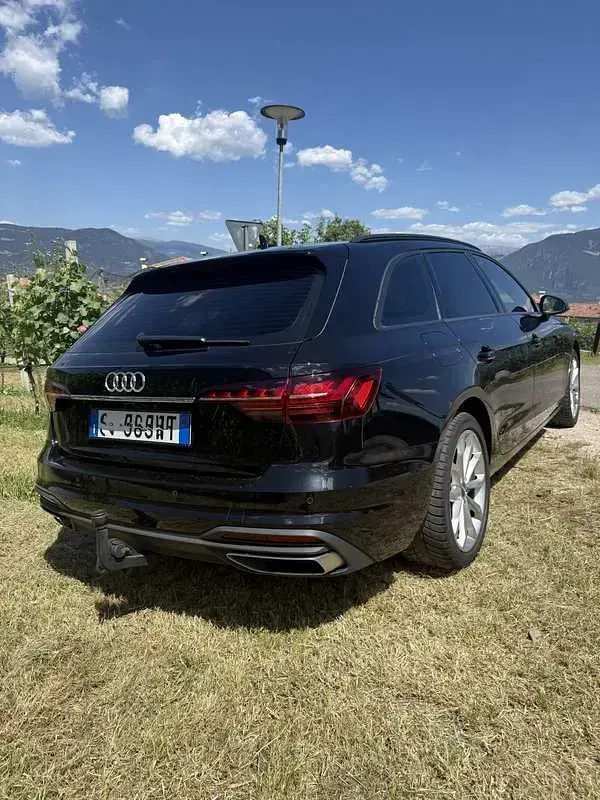 Usata Audi A4 Design 163 CV (119 kW) 2020 Station wagon