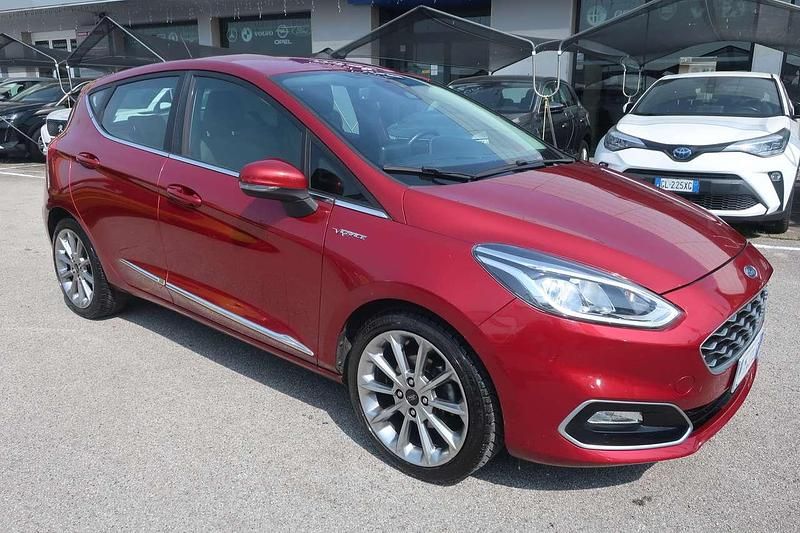 Usata Ford Fiesta Vignale 101 CV (74 kW) 2018 Rosso Utilitaria