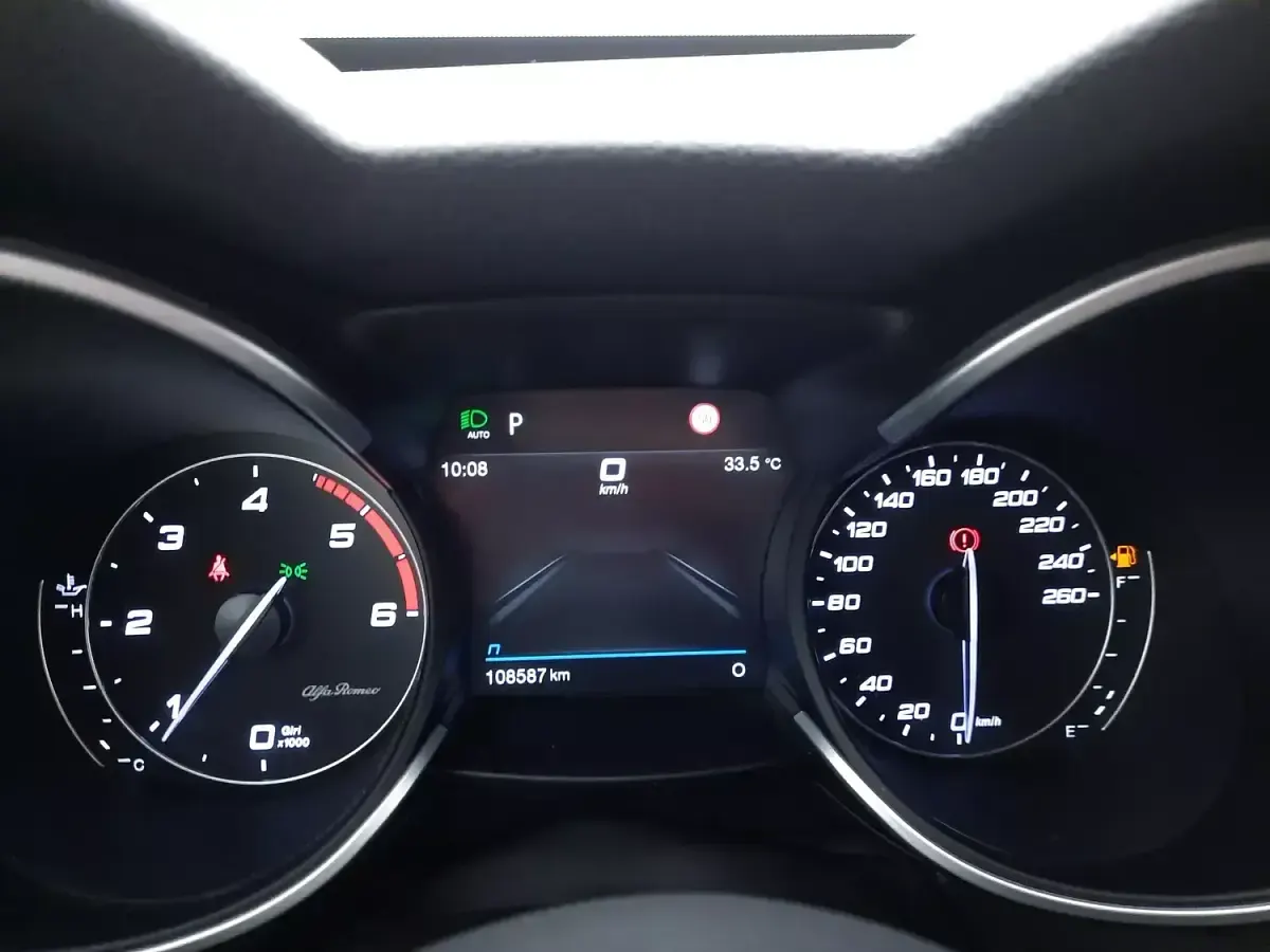 Usata Alfa Romeo Stelvio Sprint 190 CV (139 kW) 2022 Neronero SUV