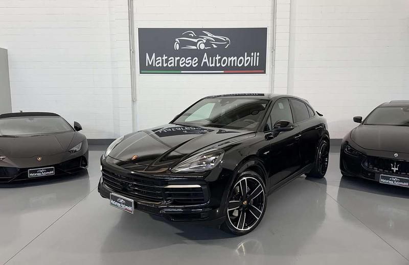 Usata Porsche Cayenne Chrono 462 CV (339 kW) 2023 Schwarz SUV