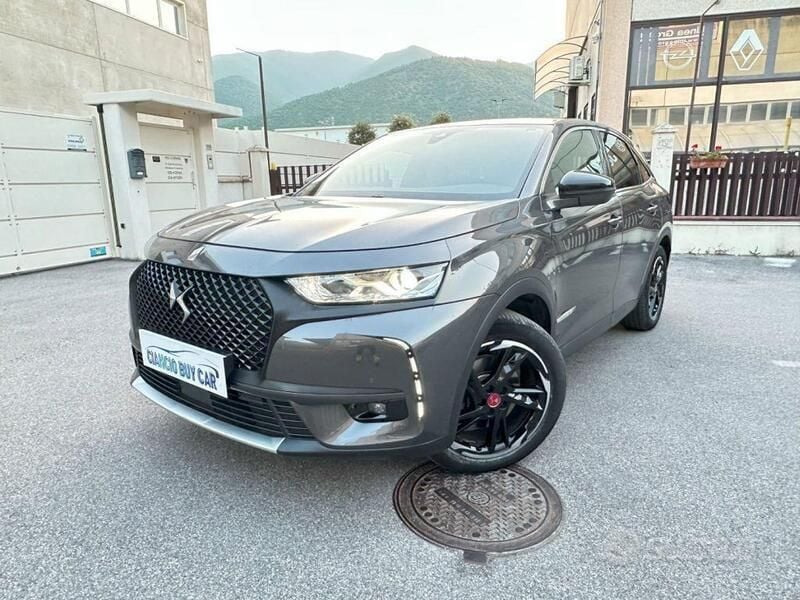 Grigio Usata 2022 DS Automobiles DS7 Crossback Performance SUV | 25.499 € (Buon prezzo) - Immagine 1/4