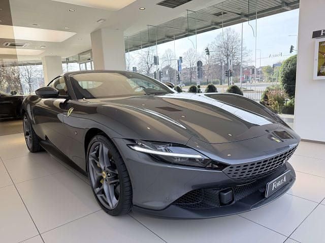 Usata Ferrari Roma 620 CV (456 kW) 2021 Grigio silverstone Coupé
