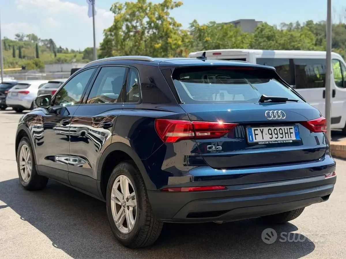 Usata Audi Q3 Business 150 CV (110 kW) 2019 Bluazzurro SUV