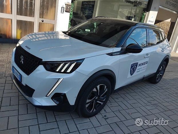 Bianco Usata 2019 Peugeot 2008 GT-line SUV | 16.500 € (Cara) - Immagine 1/4