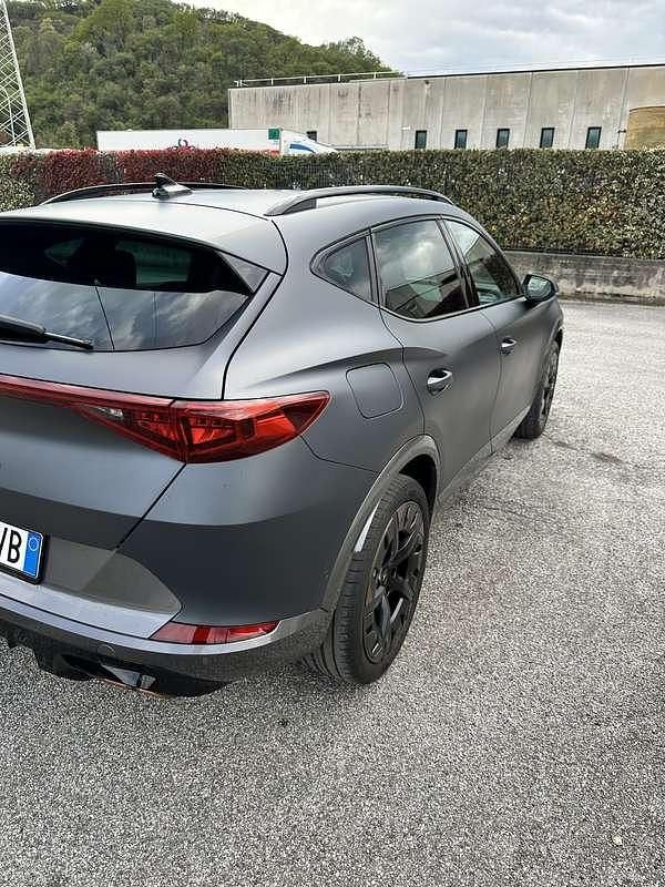 Usata Cupra Formentor 204 CV (150 kW) 2023 Blu/azzurro SUV