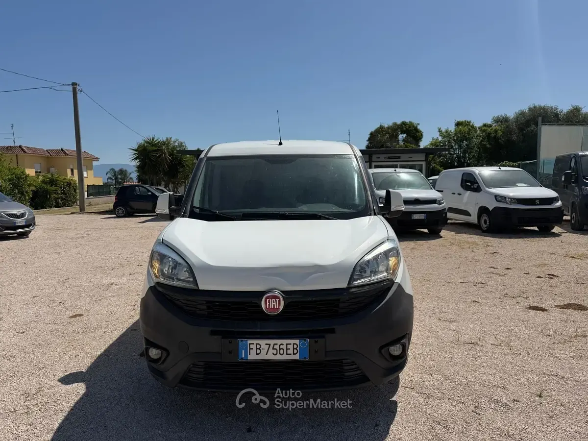 Usata Fiat Doblò 90 CV (66 kW) 2015 Monovolume