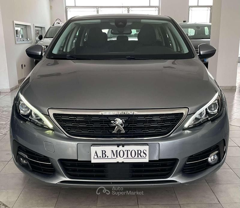 Usata Peugeot 308 SW Business-Line 131 CV (96 kW) 2019 Gray Station wagon
