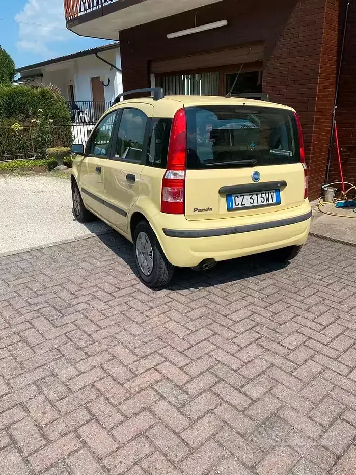 Usata Fiat Panda 60 CV (44 kW) 2006 Giallo Utilitaria