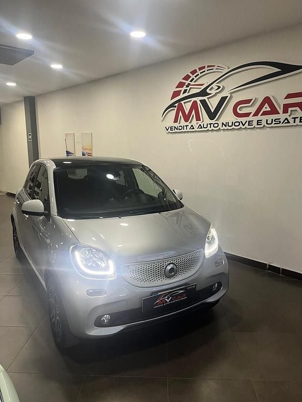 Usata Smart ForFour Passion 70 CV (51 kW) 2018 Argento Utilitaria