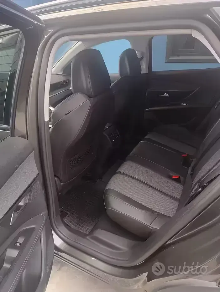 Usata Peugeot 3008 131 CV (96 kW) 2020 Verde SUV