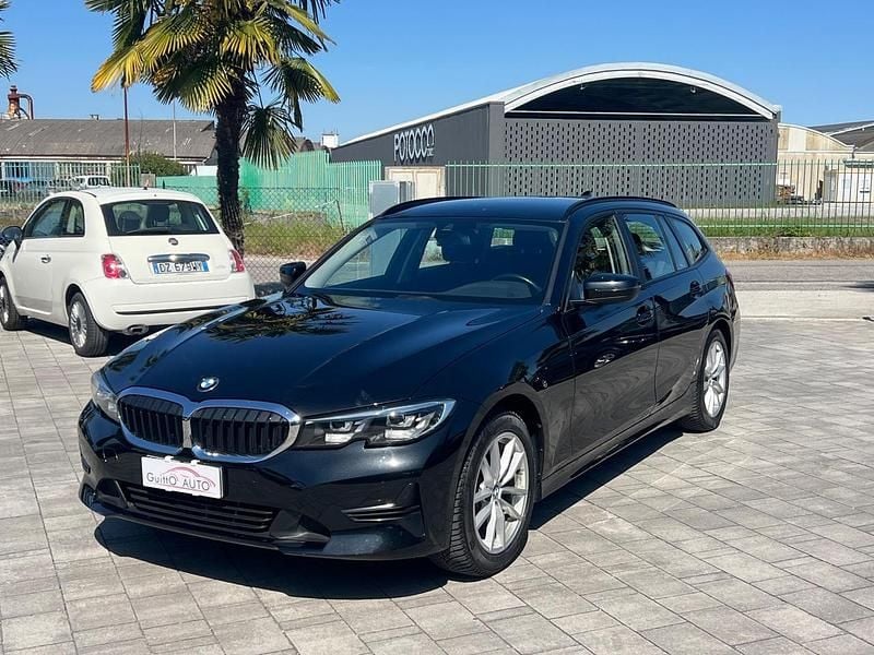 Usata BMW 318 Advantage 149 CV (109 kW) 2022 Nero Station wagon