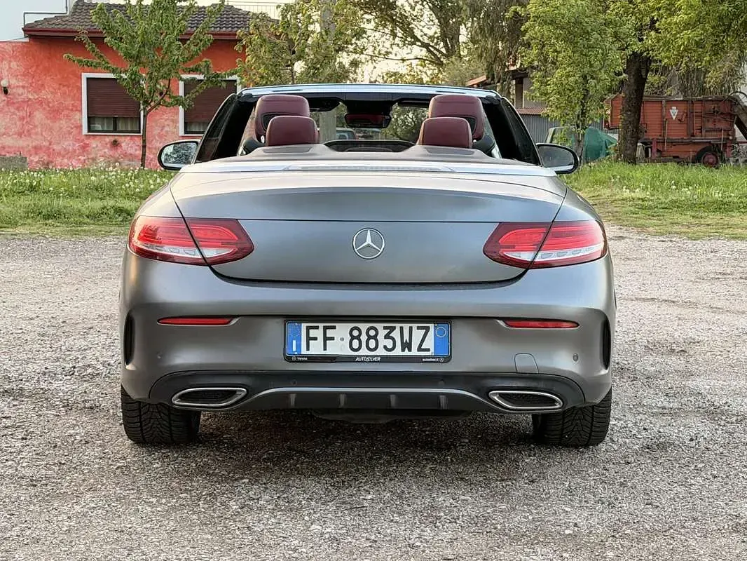 Usata Mercedes C220 Premium 170 CV (125 kW) 2017 Cabrio