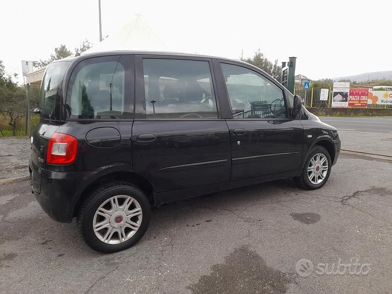 Usata Fiat Multipla Active 103 CV (75 kW) 2009 Nero Monovolume