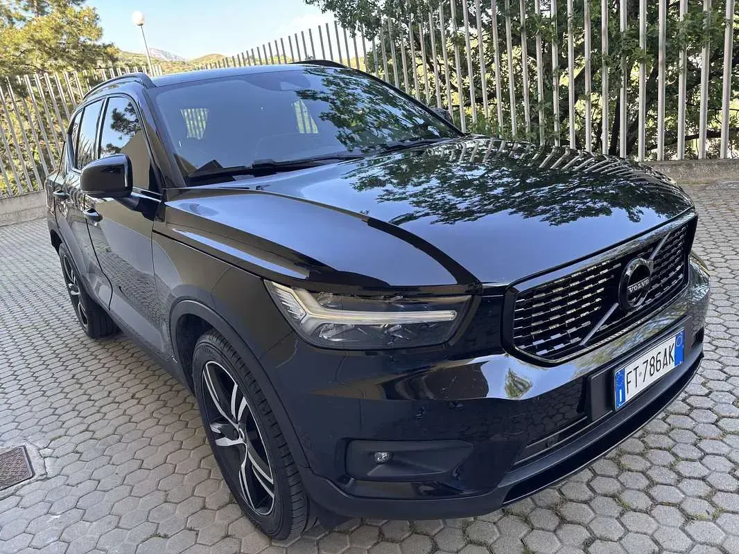 Usata Volvo XC40 R-Design 190 CV (139 kW) 2019 SUV