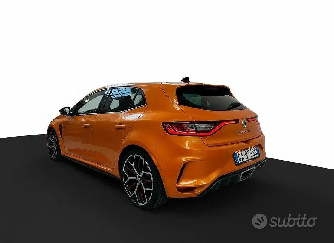 Usata Renault Mégane Trophy 300 CV (220 kW) 2020 Arancione Berlina
