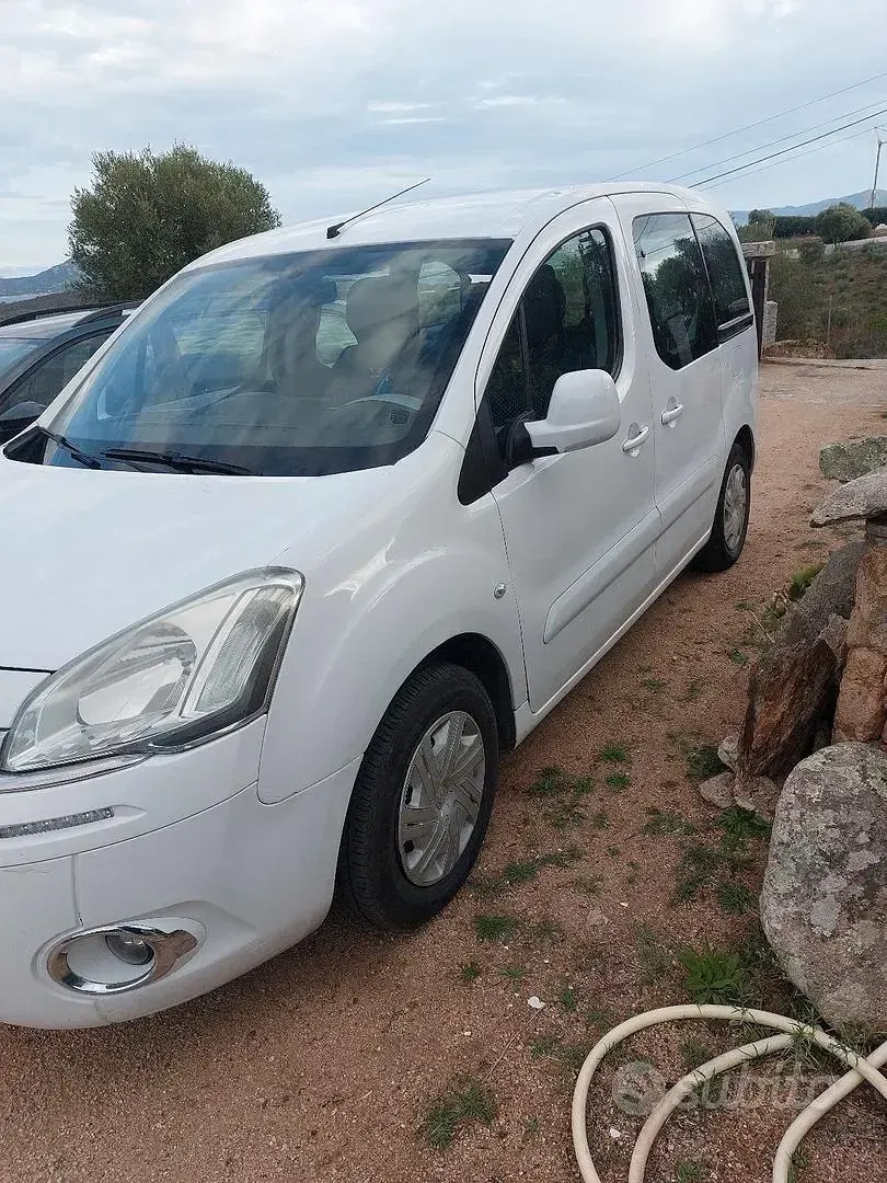 Usata Citroën Berlingo 75 CV (55 kW) 2015 Bianco Monovolume
