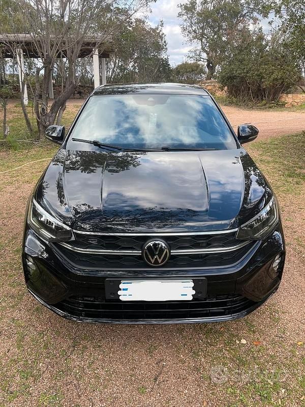 Usata VW Taigo R-line 2022 Nero SUV