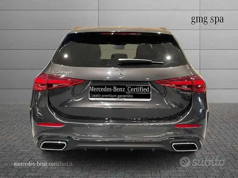Usata Mercedes C220 AMG 197 CV (144 kW) 2023 Grigio Station wagon