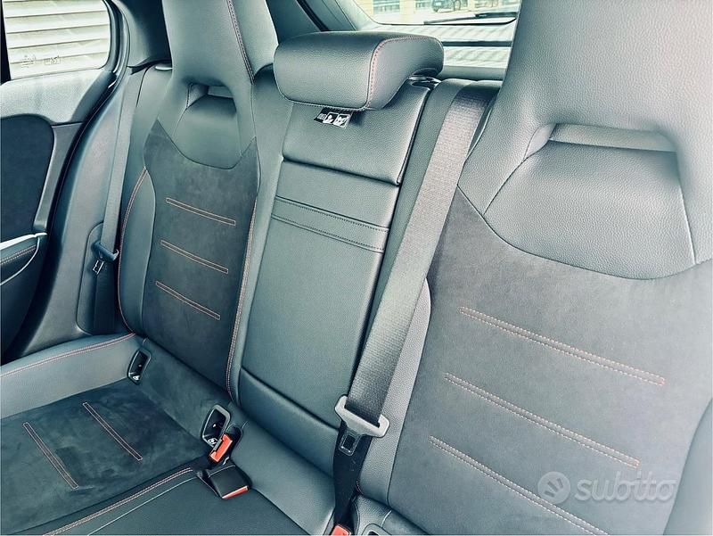 Usata Mercedes A180 Advanced Plus 116 CV (85 kW) 2024 Grigio Berlina