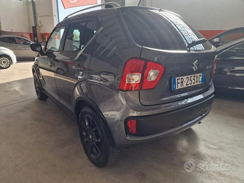 Usata Suzuki Ignis 90 CV (66 kW) 2018 Grigio SUV