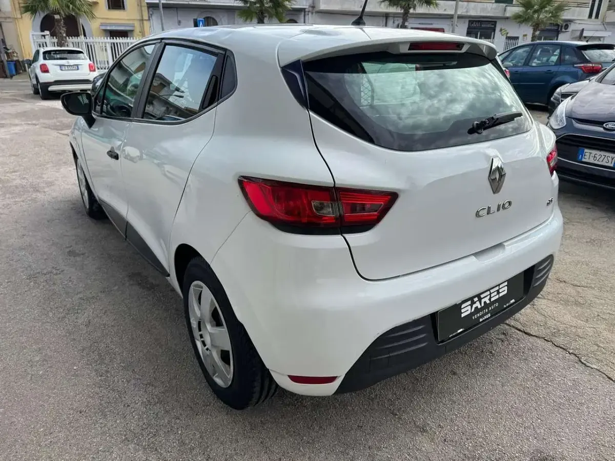 Occasion Renault Clio 75 ch (55 kW) 2017 Blanc Van