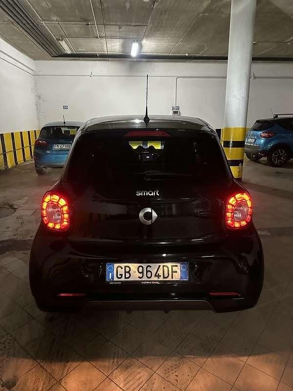 Usata Smart ForFour Passion 90 CV (66 kW) 2019 Utilitaria