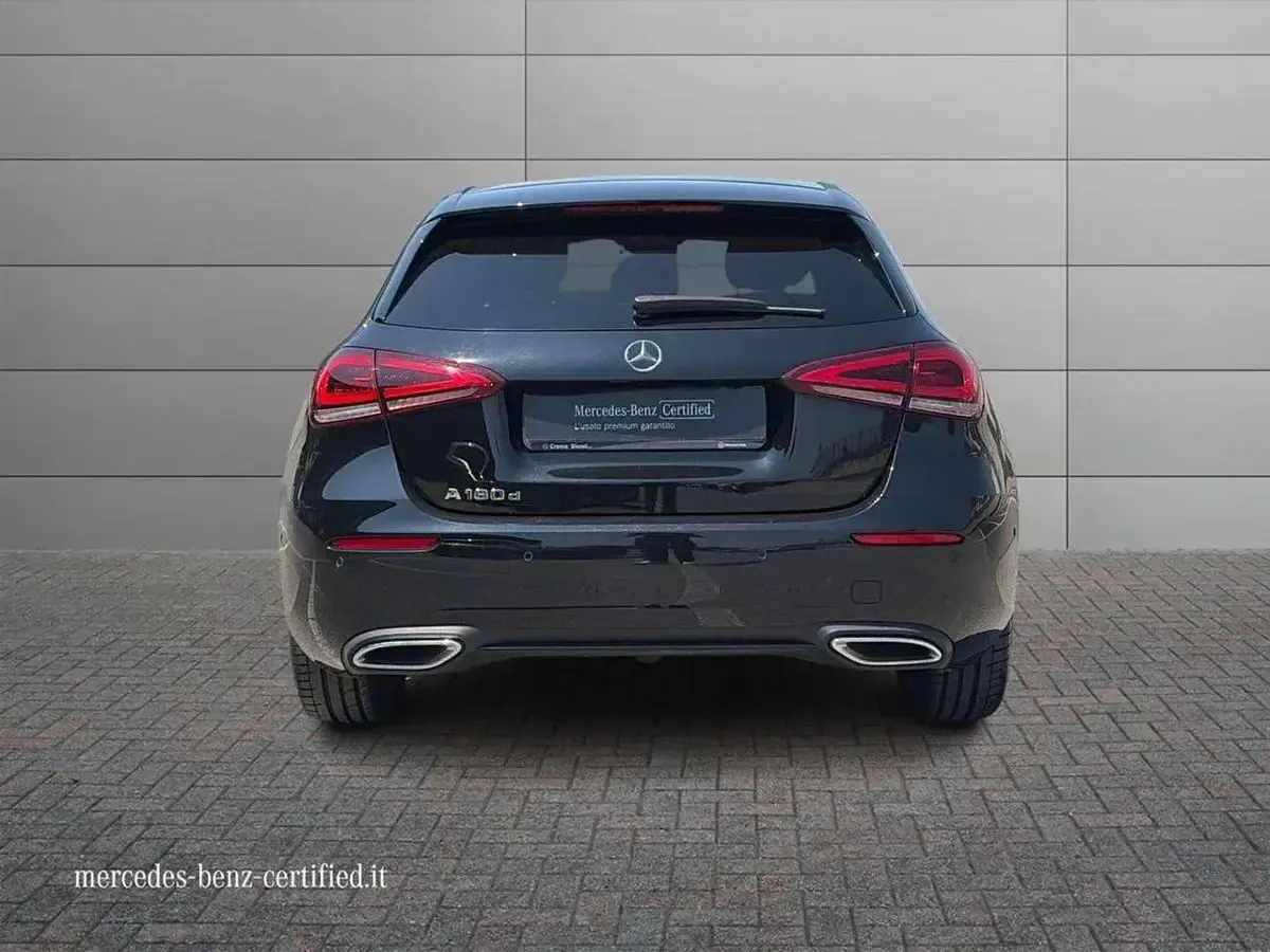 Usata Mercedes A180 Edition 116 CV (85 kW) 2022 Nero Berlina