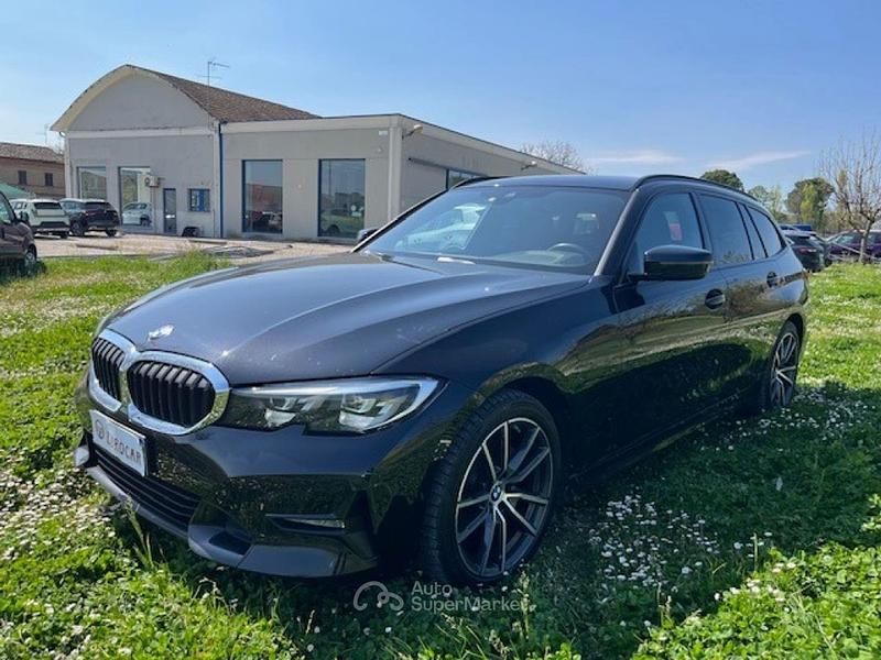 Usata BMW 318 Sport Line 150 CV (110 kW) 2021 Nero Station wagon