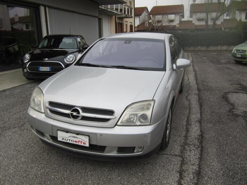 Usato 2002 Opel Vectra 2.0 Diesel 101 CV (1.000 €)