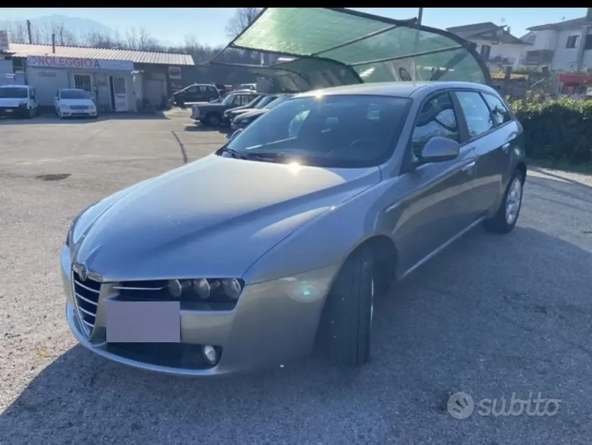 Usata Alfa Romeo 159 150 CV (110 kW) 2007 Grigio Station wagon