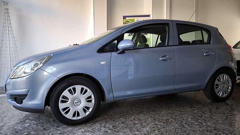 Usata Opel Corsa Club 75 CV (55 kW) 2009 Blu/azzurro Utilitaria