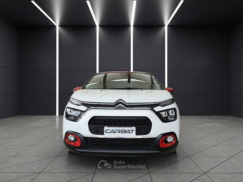 Usata Citroën C3 102 CV (75 kW) 2021 Bianco e rosso Utilitaria