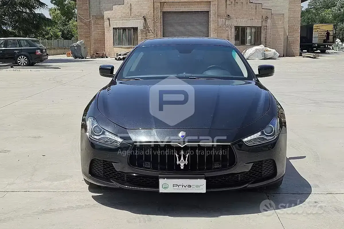 Usata Maserati Ghibli 250 CV (183 kW) 2014 Nero Berlina