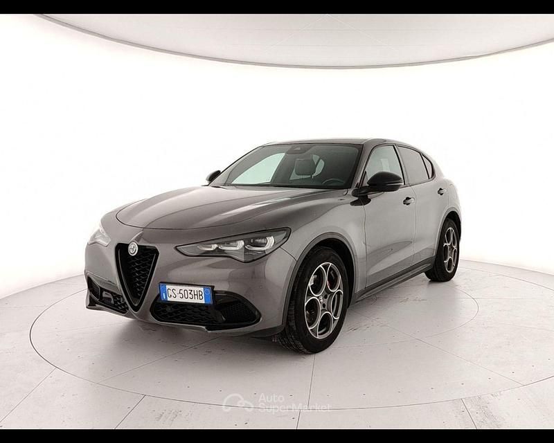 Usata Alfa Romeo Stelvio Sprint 160 CV (117 kW) 2024 Nero SUV