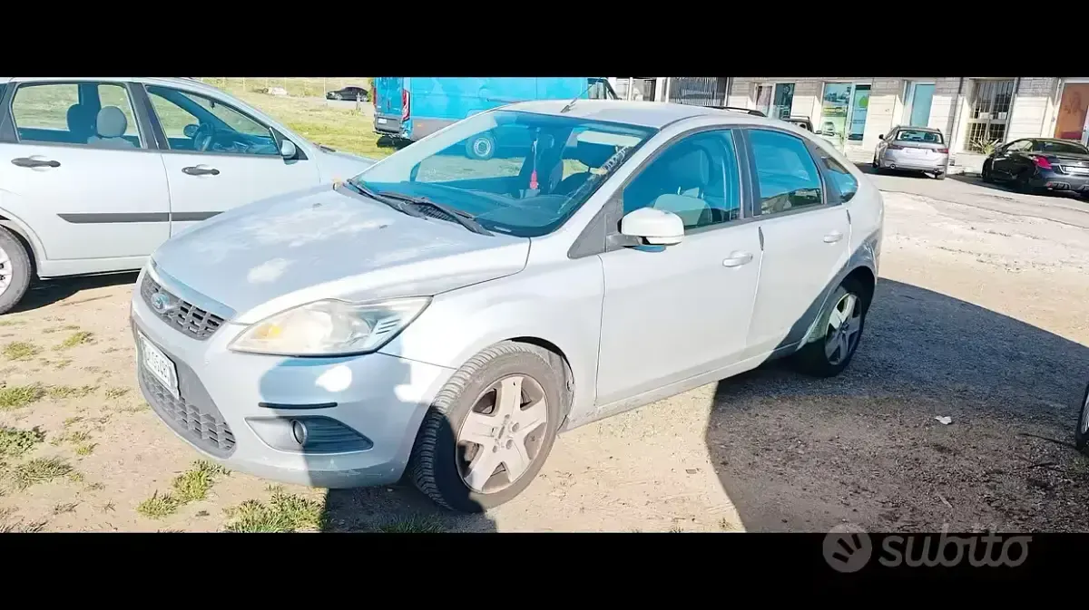 Usata Ford Focus 90 CV (66 kW) 2008 Grigio Berlina