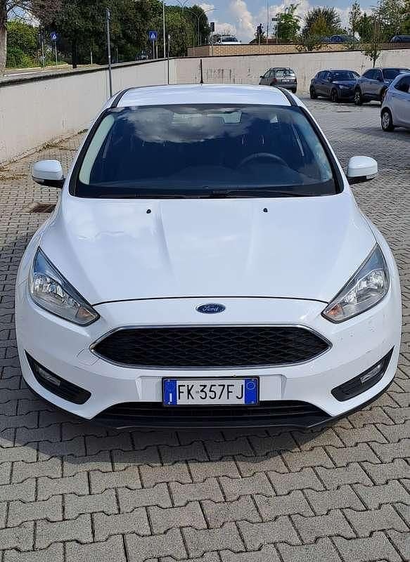 Usata 2021 Ford Focus Business Edition Tre volumi | 15.000 € (Super prezzo) - Immagine 1/4
