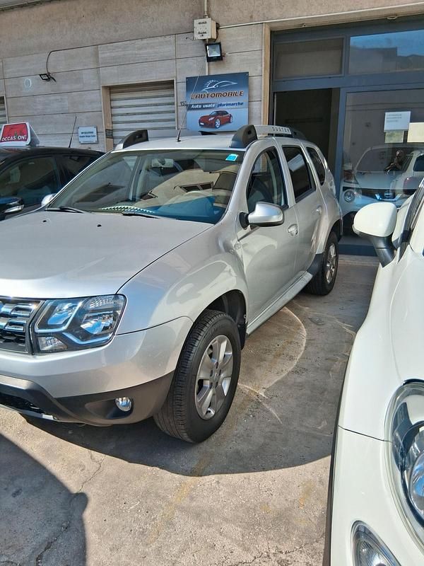 Usata Dacia Duster Prestige 110 CV (80 kW) 2018 Argento SUV