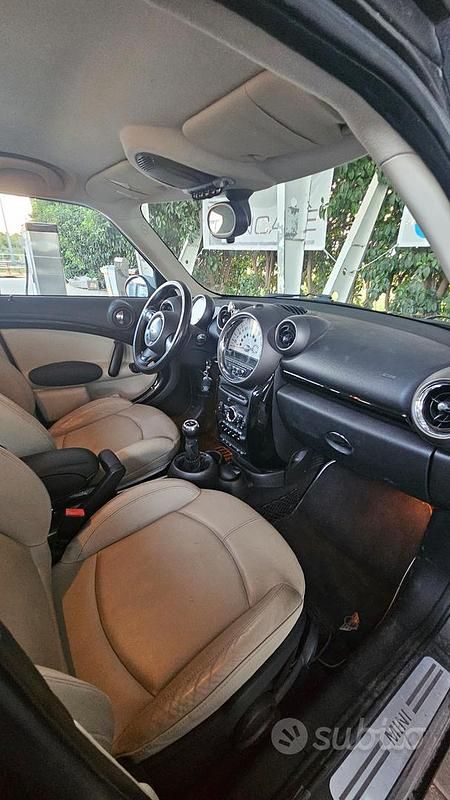 Usata Mini Cooper D Countryman 111 CV (81 kW) 2011 Grigio SUV