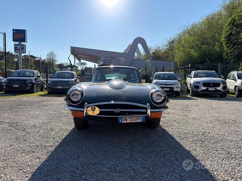 Usata Jaguar E-Type 265 CV (194 kW) 1970 Verde Coupé